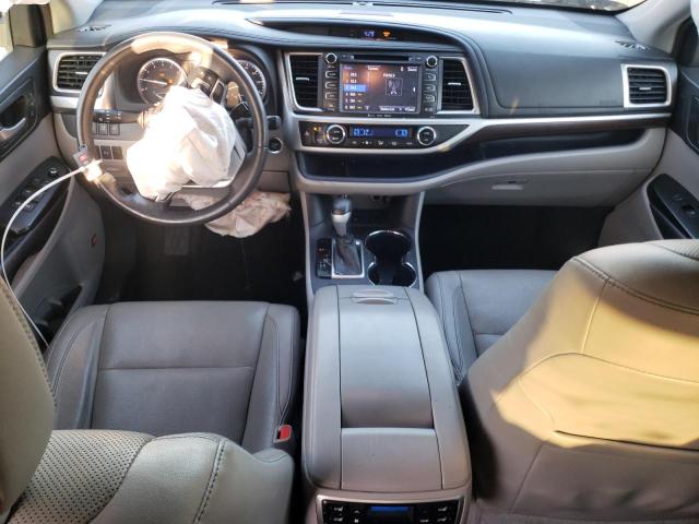 Photo 8 from auction – 2016 TOYOTA HIGHLANDER with VIN 5TDYKRFHXGS158657
