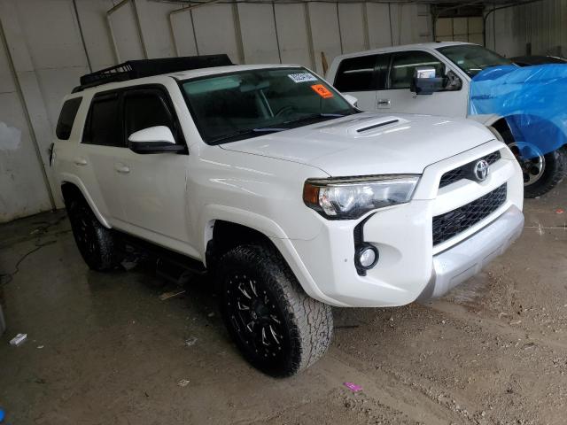 Photo 4 from auction – 2014 TOYOTA 4RUNNER SR with VIN JTEBU5JR9E5153179