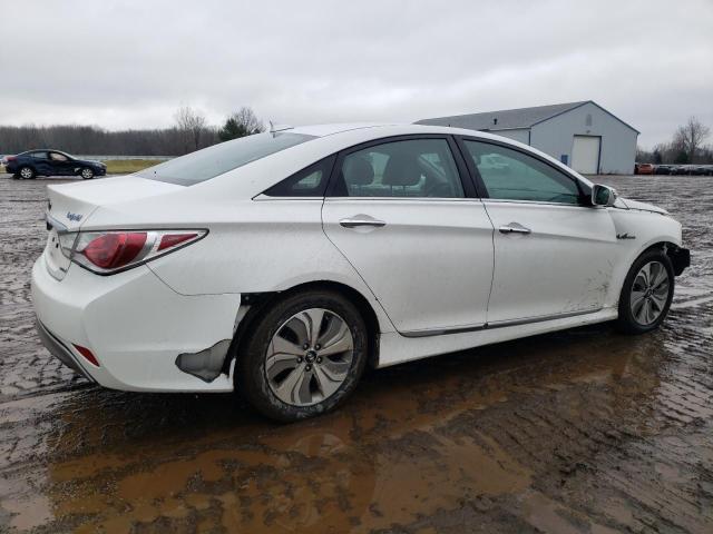 Photo 3 from auction – 2013 HYUNDAI SONATA HYB with VIN KMHEC4A46DA095391