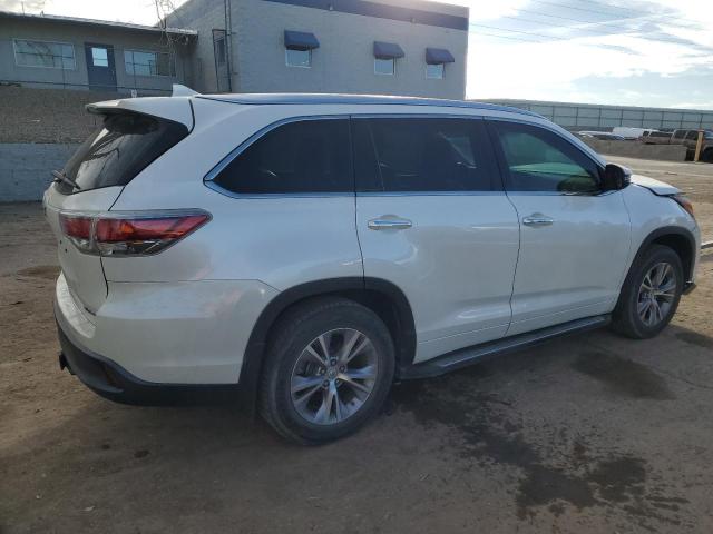 Photo 3 from auction – 2015 TOYOTA HIGHLANDER with VIN 5TDJKRFH2FS215644
