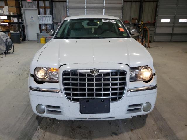 Photo 5 from auction – 2010 CHRYSLER 300C with VIN 2C3CA6CT8AH329985