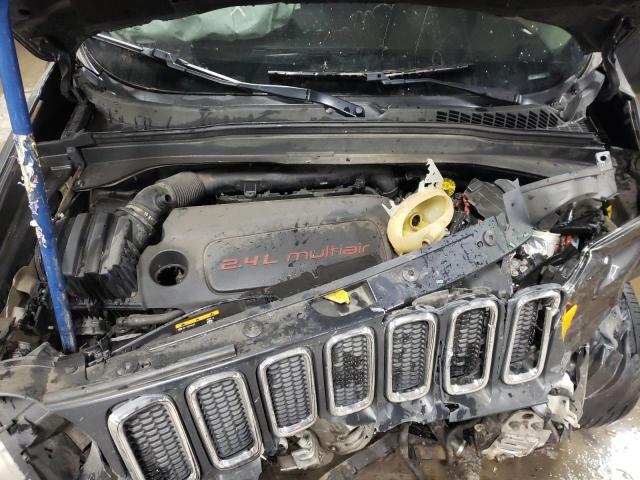 Photo 11 from auction – 2017 JEEP RENEGADE S with VIN ZACCJBAB8HPG14001