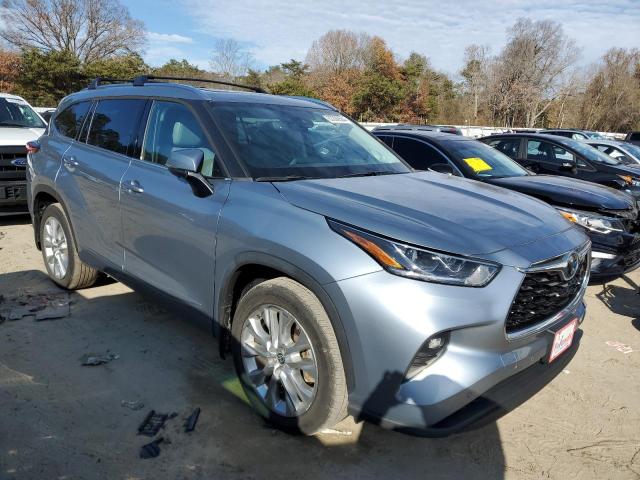 Photo 4 from auction – 2022 TOYOTA HIGHLANDER with VIN 5TDDZRBH9NS185703