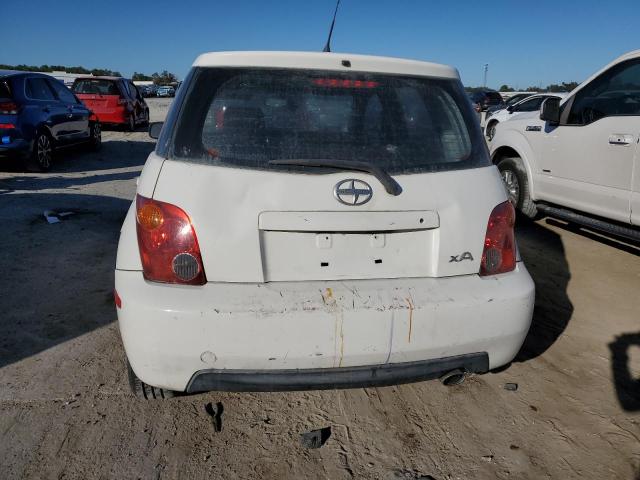 Photo 6 from auction – 2005 TOYOTA SCION XA with VIN JTKKT624750092453