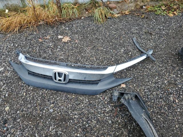 Photo 12 from auction – 2017 HONDA CIVIC LX with VIN 2HGFC2F59HH030607