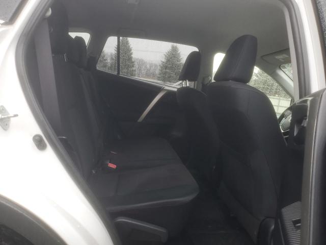 Photo 11 from auction – 2015 TOYOTA RAV4 LE with VIN JTMBFREV0FD119975