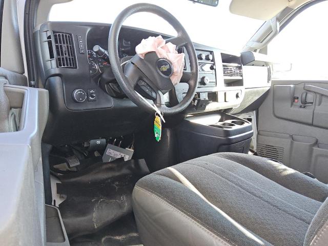 Photo 8 from auction – 2023 CHEVROLET EXPRESS G2 with VIN 1GCWGAFP4P1197355