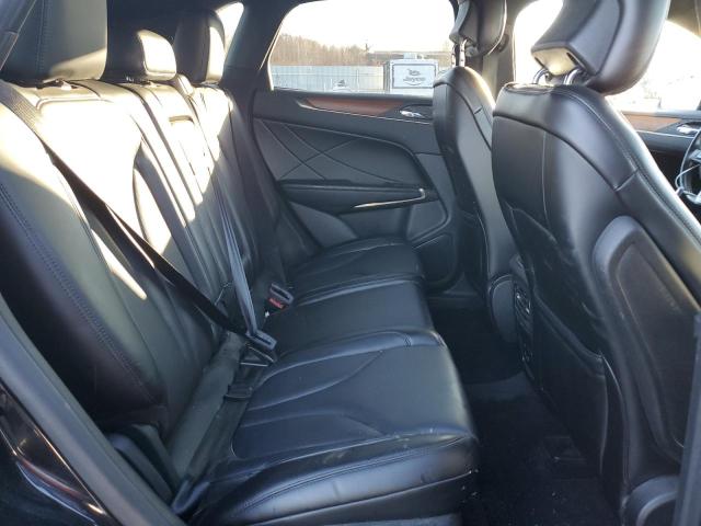Photo 11 from auction – 2019 LINCOLN MKC RESERV with VIN 5LMCJ3D95KUL01548