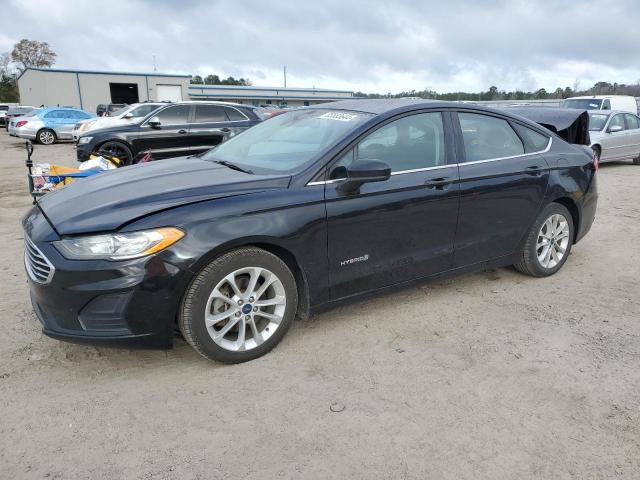 FORD FUSION SE 2019 with VIN 3FA6P0LU2KR138846 - Photo from auction