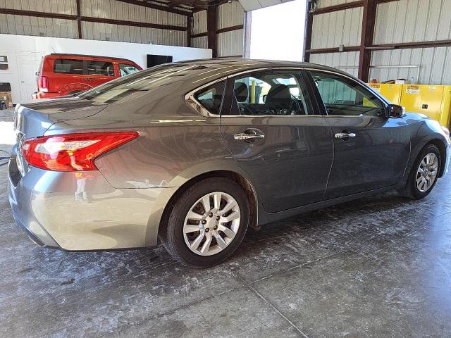 Photo 3 from auction – 2017 NISSAN ALTIMA 2.5 with VIN 1N4AL3AP3HC229104