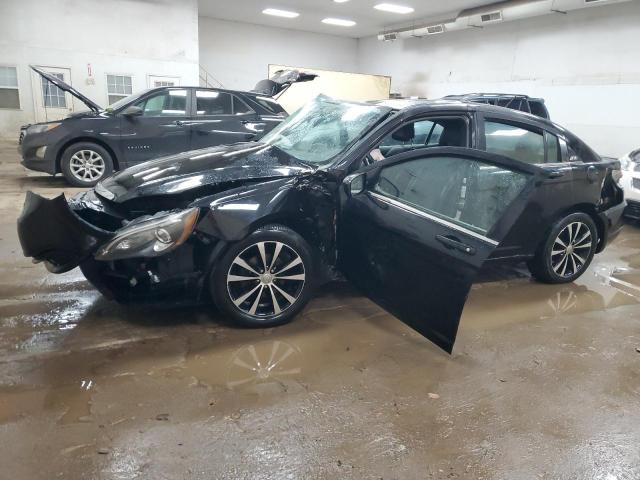 CHRYSLER 200 S 2012 with VIN 1C3CCBHG5CN121796 - Photo from auction