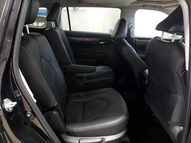 Photo 11 from auction – 2021 TOYOTA HIGHLANDER with VIN 5TDDZRBH2MS527216
