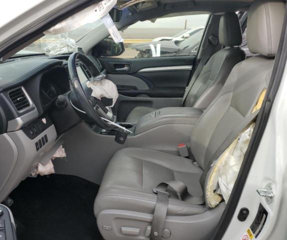 Photo 7 from auction – 2017 TOYOTA HIGHLANDER with VIN 5TDJZRFH1HS512922