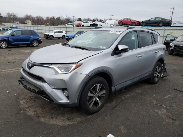 Photo 1 from auction – 2017 TOYOTA RAV4 XLE with VIN 2T3RFREV2HW688718
