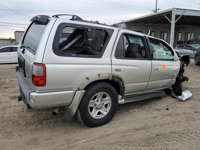 Photo 3 from auction – 2000 TOYOTA 4RUNNER SR with VIN JT3GN86R1Y0154155