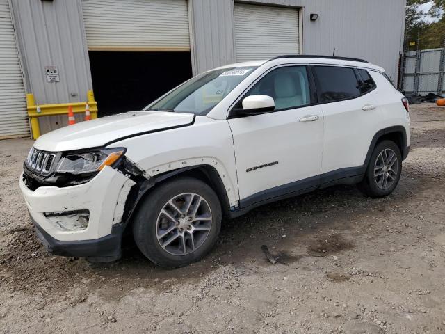 JEEP COMPASS LA 2019 with VIN 3C4NJCBB7KT743165 - Photo from auction