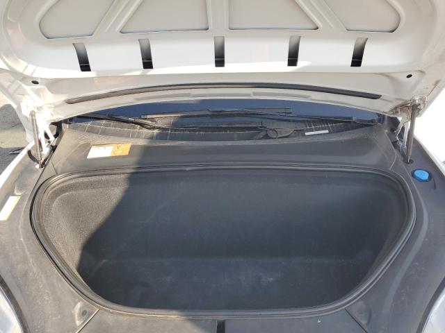 Photo 12 from auction – 2016 TESLA MODEL X with VIN 5YJXCAE24GF002884