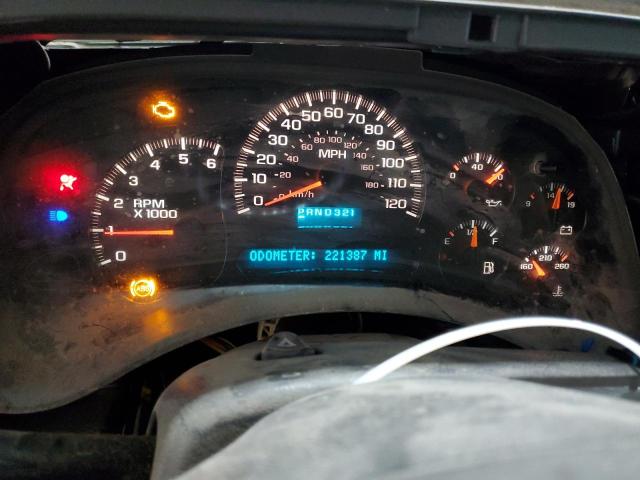 Photo 9 from auction – 2005 CHEVROLET SILVERADO with VIN 2GCEK13T151258857