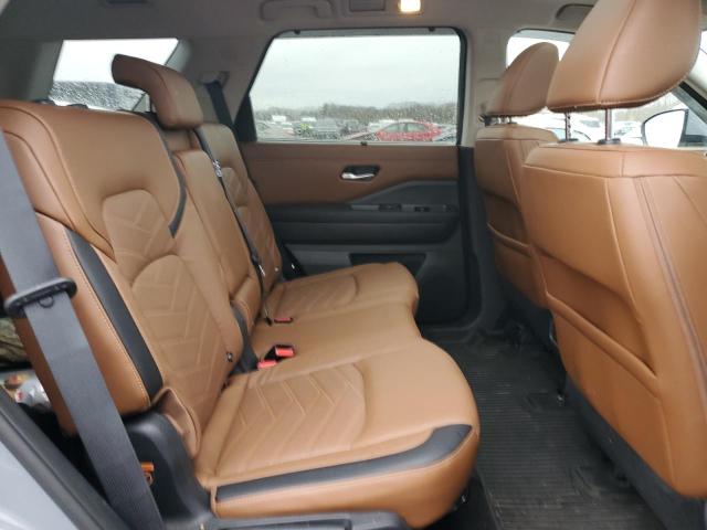 Photo 11 from auction – 2023 NISSAN PATHFINDER with VIN 5N1DR3DJ0PC213191