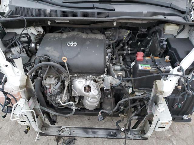 Photo 12 from auction – 2017 TOYOTA SIENNA XLE with VIN 5TDYZ3DC7HS860565