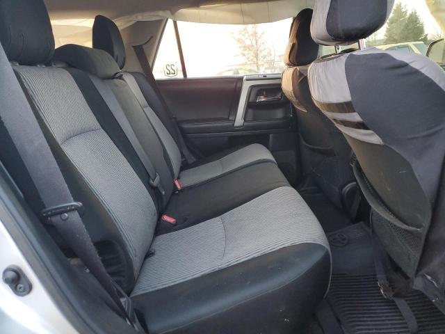 Photo 11 from auction – 2019 TOYOTA 4RUNNER SR with VIN JTEBU5JR9K5690453