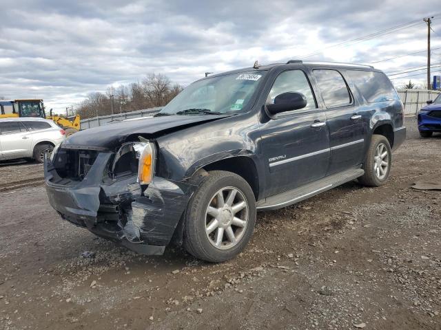 GMC YUKON XL D 2011 with VIN 1GKS2MEF1BR181202 - Photo from auction