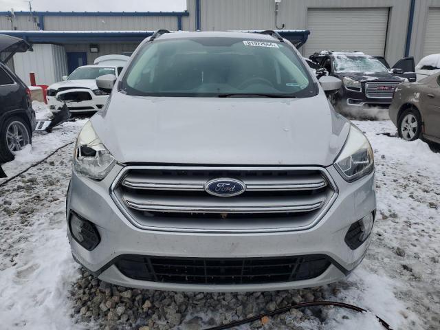 Photo 5 from auction – 2017 FORD ESCAPE SE with VIN 1FMCU9GD3HUC22532