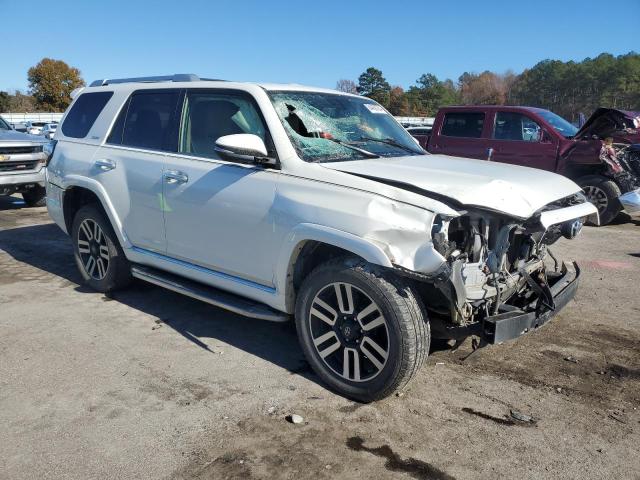 Photo 4 from auction – 2018 TOYOTA 4RUNNER SR with VIN JTEBU5JRXJ5497050
