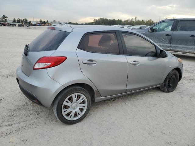 Photo 3 from auction – 2011 MAZDA MAZDA2 with VIN JM1DE1HY2B0101241