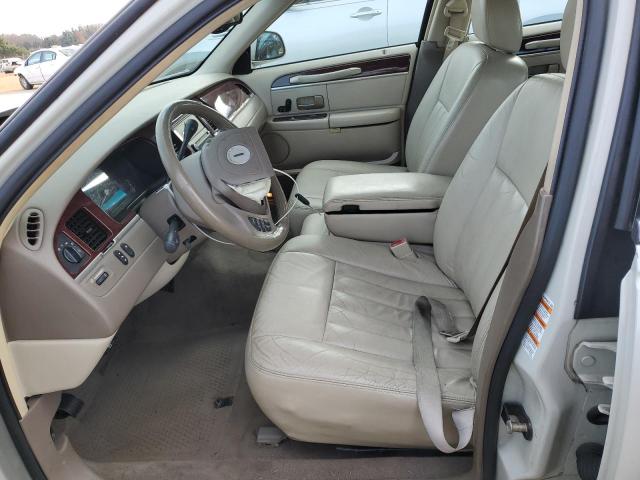Photo 7 from auction – 2004 LINCOLN TOWN CAR E with VIN 1LNHM81W54Y640202