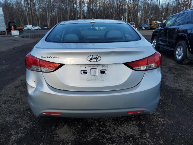 Photo 6 from auction – 2011 HYUNDAI ELANTRA GL with VIN 5NPDH4AE2BH027699