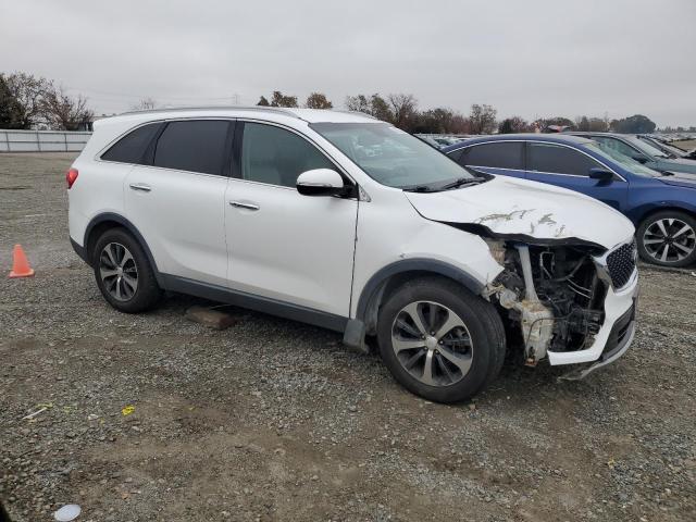 Photo 4 from auction – 2017 KIA SORENTO EX with VIN 5XYPH4A51HG228720