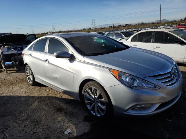 Photo 4 from auction – 2013 HYUNDAI SONATA SE with VIN 5NPEC4AB6DH548842