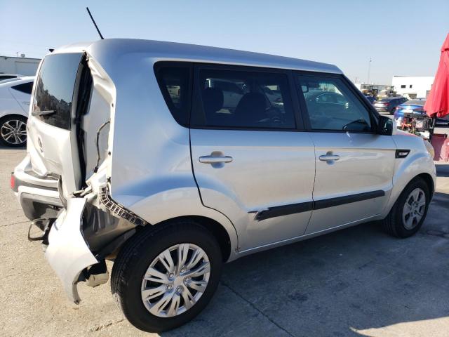 Photo 3 from auction – 2013 KIA SOUL with VIN KNDJT2A52D7499060