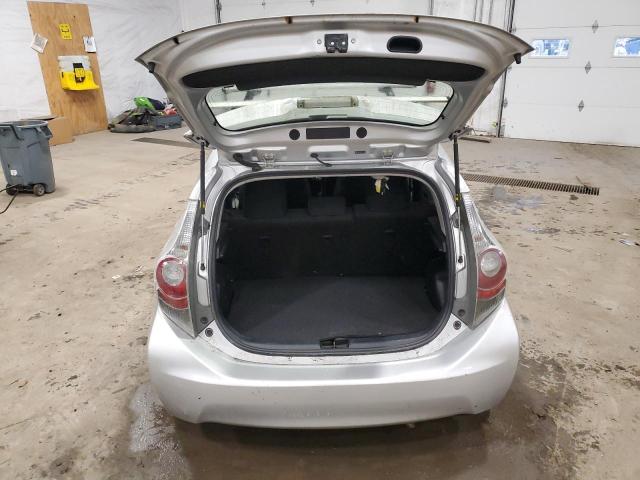 Photo 6 from auction – 2014 TOYOTA PRIUS C with VIN JTDKDTB31E1572590