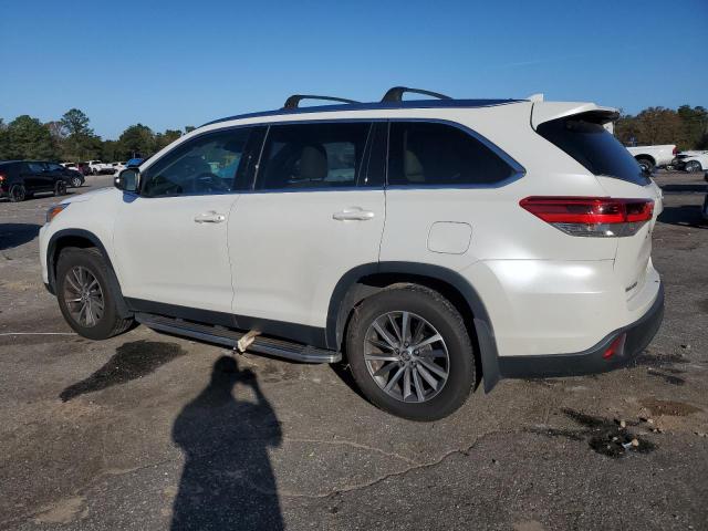 Photo 2 from auction – 2019 TOYOTA HIGHLANDER with VIN 5TDKZRFH8KS559604