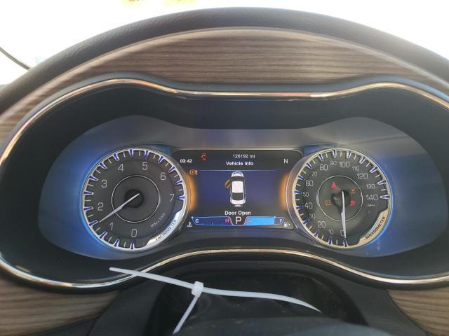 Photo 9 from auction – 2015 CHRYSLER 200 C with VIN 1C3CCCCG5FN527157