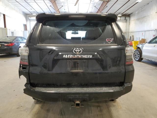 Photo 6 from auction – 2018 TOYOTA 4RUNNER SR with VIN JTEBU5JRXJ5594779