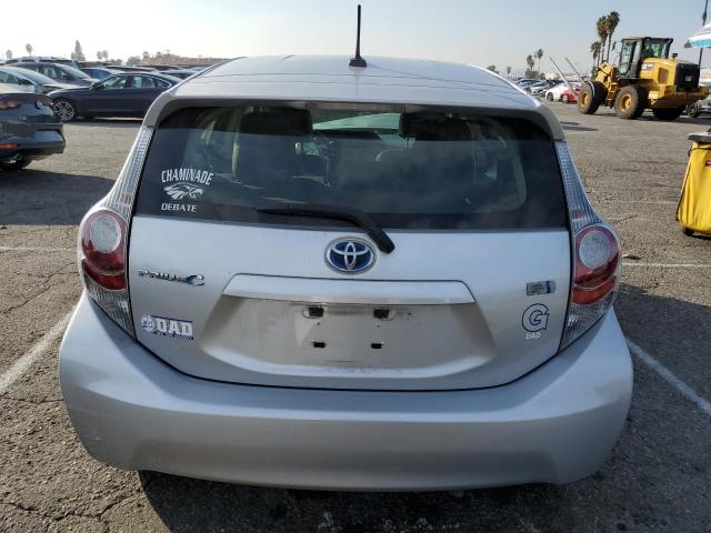 Photo 6 from auction – 2013 TOYOTA PRIUS C with VIN JTDKDTB38D1043975