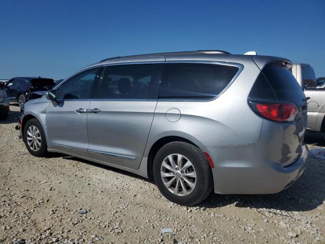 Photo 2 from auction – 2017 CHRYSLER PACIFICA T with VIN 2C4RC1BG2HR642171