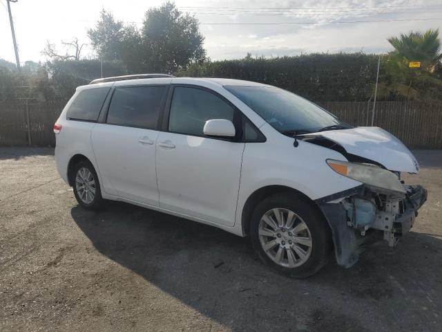 Photo 4 from auction – 2011 TOYOTA SIENNA LE with VIN 5TDJK3DC3BS004158