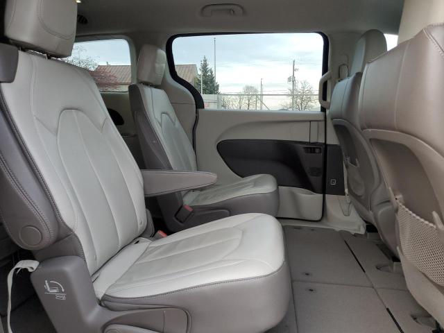 Photo 11 from auction – 2017 CHRYSLER PACIFICA T with VIN 2C4RC1BG2HR514299