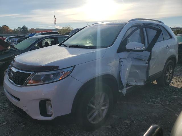 KIA SORENTO LX 2015 with VIN 5XYKT3A67FG553834 - Photo from auction