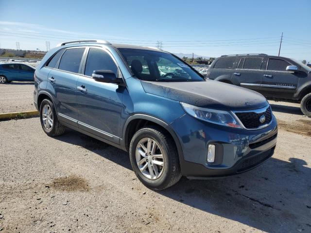 Photo 4 from auction – 2014 KIA SORENTO LX with VIN 5XYKT4A75EG540352