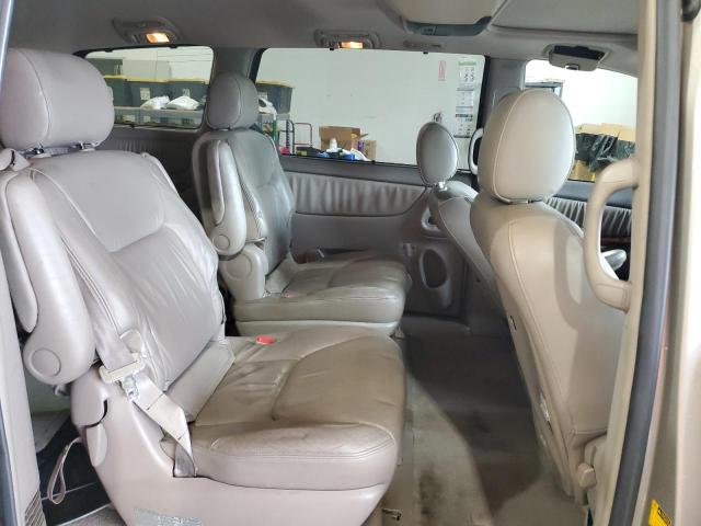 Photo 11 from auction – 2004 TOYOTA SIENNA with VIN 5TDZA22C04S201228