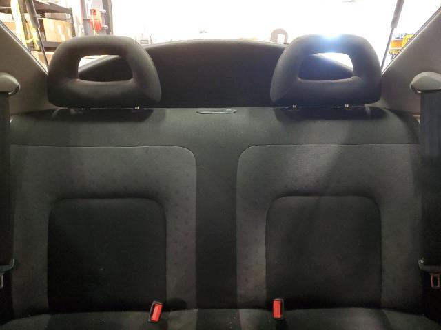 Photo 10 from auction – 2000 VOLKSWAGEN NEW BEETLE with VIN 3VWCA21C2YM415437