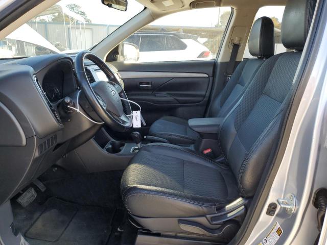Photo 7 from auction – 2015 MITSUBISHI OUTLANDER with VIN JA4AD3A31FZ000915