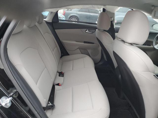 Photo 10 from auction – 2021 KIA FORTE FE with VIN 3KPF24AD1ME378581