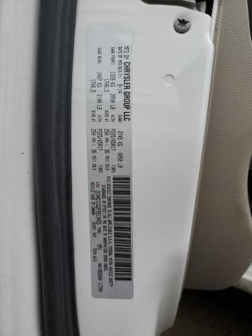 Photo 14 from auction – 2015 CHRYSLER TOWN & COU with VIN 2C4RC1CG2FR513455
