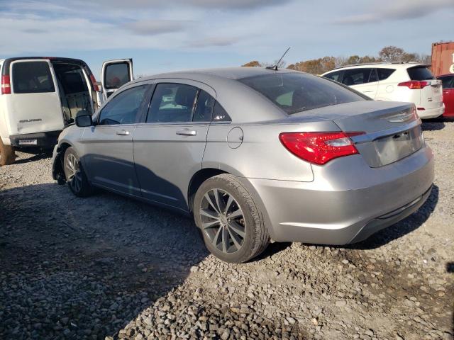 Photo 2 from auction – 2013 CHRYSLER 200 TOURIN with VIN 1C3CCBBBXDN600472